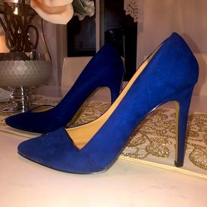 EXPRESS NAVY BLUE SUEDE/VELVET HEELS
